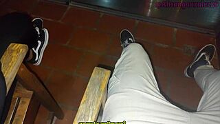 mi mejor amiga se traga toda mi pija en el balcon y un vecino casi nos descubre