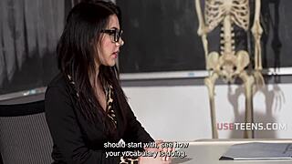 Valentina Nappi Introduces Italian Traditions to American Students in Classroom