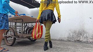 Homemade sex humble salesman fucks hot woman hard in his room!