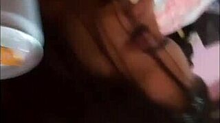 Lenev8 Em Amor de Pica Aonde Bate Fica Amor Pela Pica do Safado Que Estava Fodendo Ela no Pelo