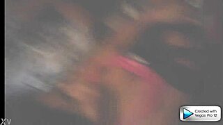 peruana enseñando las boobys 😘