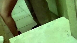 Cogiendo En La Oficina Con Anal Y Squirting En Grupo