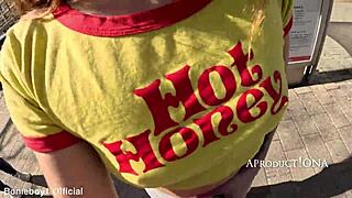 Valentina Wetting Jeans 3 Times At The Fortress Park 😲