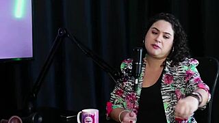 todo mundo deveria experimentar a terapia comentou sobre o hpv e hiv e o atendimento no hospital p�blico - marina karam sex�loga sheer red