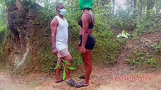 The best way of meeting a partner through shared interests and connections