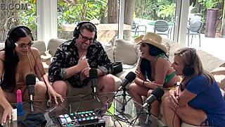 i'm cruzn with abi james n sunni daize in dis swinger group