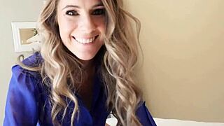 i taste the wet pussy of a mature cougar as a nerdy guy