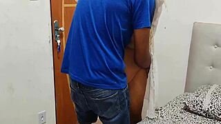 Fudi A Coroa Safada Do Meu Condomínio