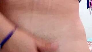 Chica Colombiana Se Masturba