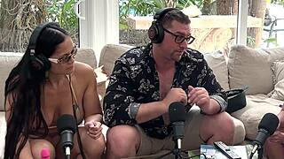 i'm cruzn with abi james n sunni daize in dis swinger group