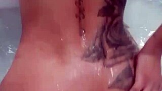 Companion Performs Oral And Provides Intimate Service In Hydrotherapy At Motel