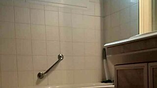 Female Slave Vs Male Slave