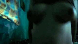 TETAS GRANDES NATURALES CABALGANDO VAQUERA Y GEMIDOS VIENDO TV PARA QUE NO ESCUCHEN SUS VECINOS MADRE SOLTERA COGIENDO RICO QUIERO LECHAZOS EN MIS TETAS