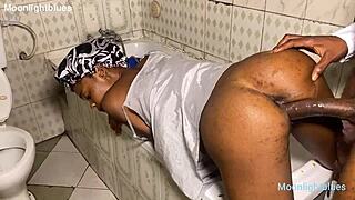 Horny housewife fucks bbc plumber