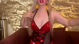 soy la diosa dancing as a belly dancer