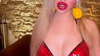 soy la diosa dancing as a belly dancer