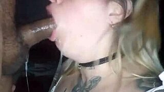 My blonde Latina friend came to visit and we decided to kiss and he ended up hugging tightly until I was excited.