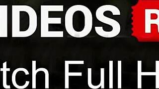 Public Pee In Jeans In Shopping Mall, So Wet And Naughty!