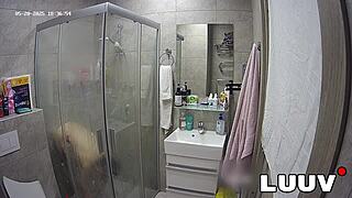 Luuv Kareflore Films Her Real Amateur Homemade Shower Routine For Her Real Life Show