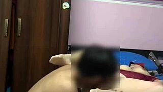 เย็ดสาวรุ่นแม่ คาชุดลูกไม้สีแดง ผลัดกันอมควยและเลียหี ก่อนเย็ดกัน with mature milf