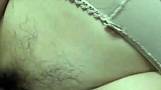 เย็ดสาวรุ่นแม่ คาชุดลูกไม้สีแดง ผลัดกันอมควยและเลียหี ก่อนเย็ดกัน with mature milf