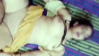 jijaji put his penis in me after licking my pussy while sitting on the chair 😏