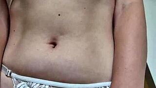 Follow these pussy licking instructions while i give russian joi and drink my juice