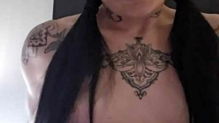 Emy angel touches herself and rubs on her toy 😍 so hot!