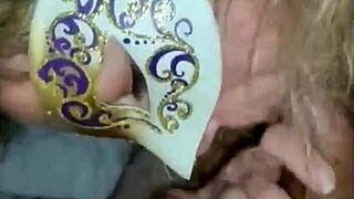 Wife's blowjob leads to facial cumshot