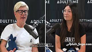 minha meia irma japinha e tao gostosa que eu nao pude resistir