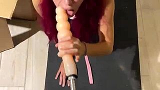 Me-Cat Red Fetish Girl Got Sexually Aroused And Blowjob Sucked Sex Machine