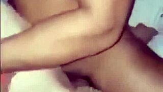 aprende, corno, como se fode um cu olha pro macho me comendo