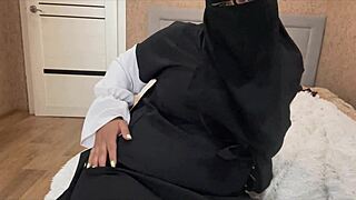 Arab Milf Jasmine Without Panties