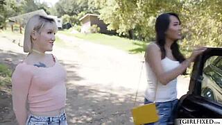 Trans Lena Moon and Jessica Fox in Intimate Scene