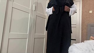 Arab Milf Jasmine Without Panties