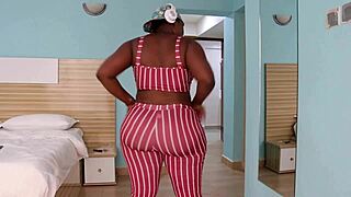 fucking big booty cousin after games