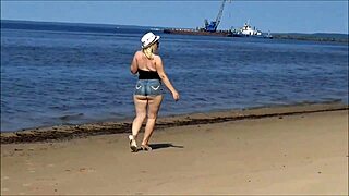 big butts in jeans shorts 4