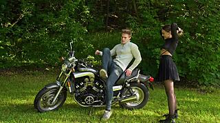 i fucked a hot stranger in the train, bending her over for doggystyle, then riding in cowgirl position