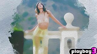 big booty latina exposing stunning body while posing naked in the pool