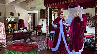 granny carmen claus gets fucked to a creampie as santas favorite love toy