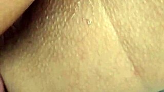 Sexo anal encuentro a mi hermanastra descuidada y le follo su enorme culo con emociones intensas.