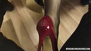 Milf In Stockings Delivers Footjob And Cumshot