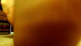 watch dawnskye1962 wiggle and bounce in pantyhose