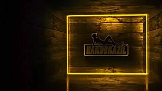 Wow, the maid freed her ass for the boss and came on the bed - Bianca Beatriz