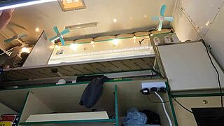 hot 18 yo chick upskirt at work