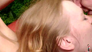 Lady ana piscia addosso a valentina nappi in un orgia con il marito