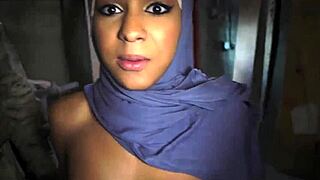 i hot sexy arab dance booty drop outside base