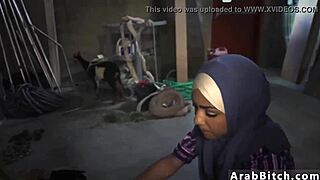 i hot sexy arab dance booty drop outside base