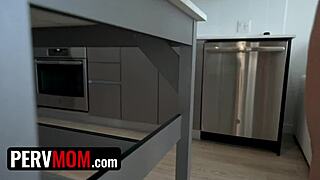 i let my stepmommy massage my huge cock