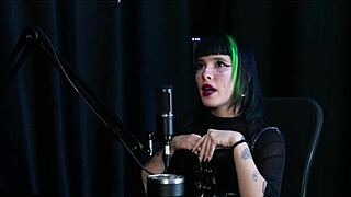 decidiu investir em conteudo porno foi chamada na direcao da escola por um video vazado perdeu a virgindade na cama da mae carol rhcp sheer red